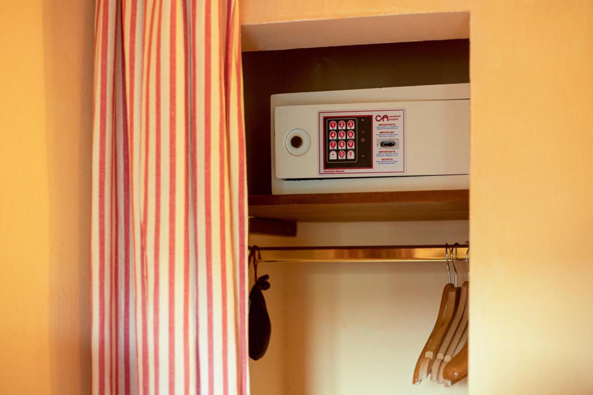 Bed and Breakfast Antica Dimora Firenze Екстер'єр фото