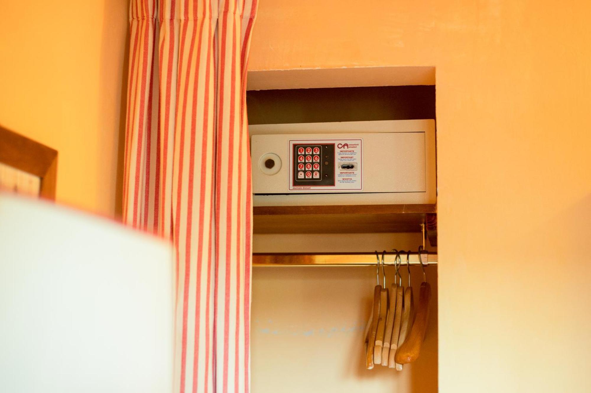 Bed and Breakfast Antica Dimora Firenze Екстер'єр фото