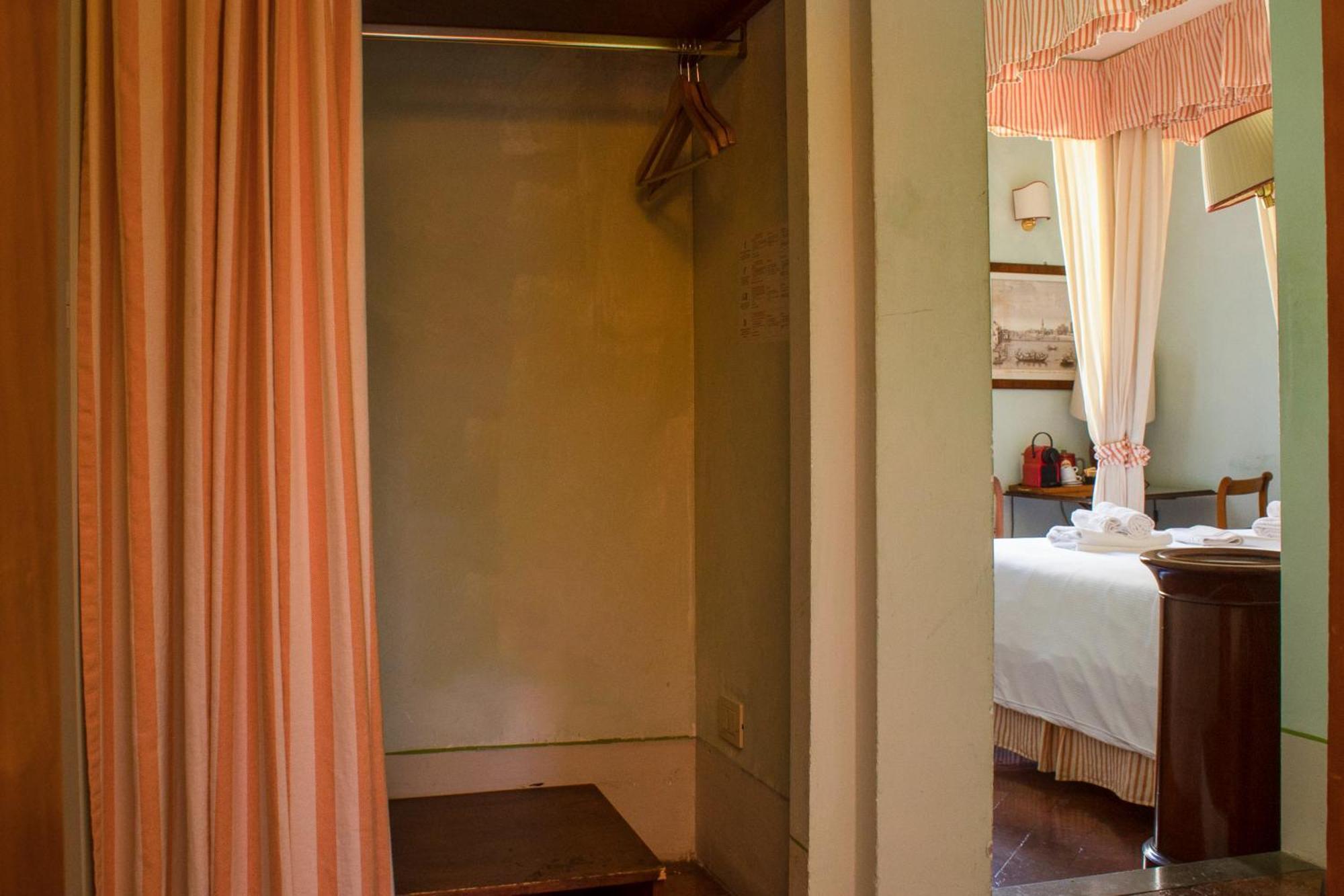 Bed and Breakfast Antica Dimora Firenze Екстер'єр фото