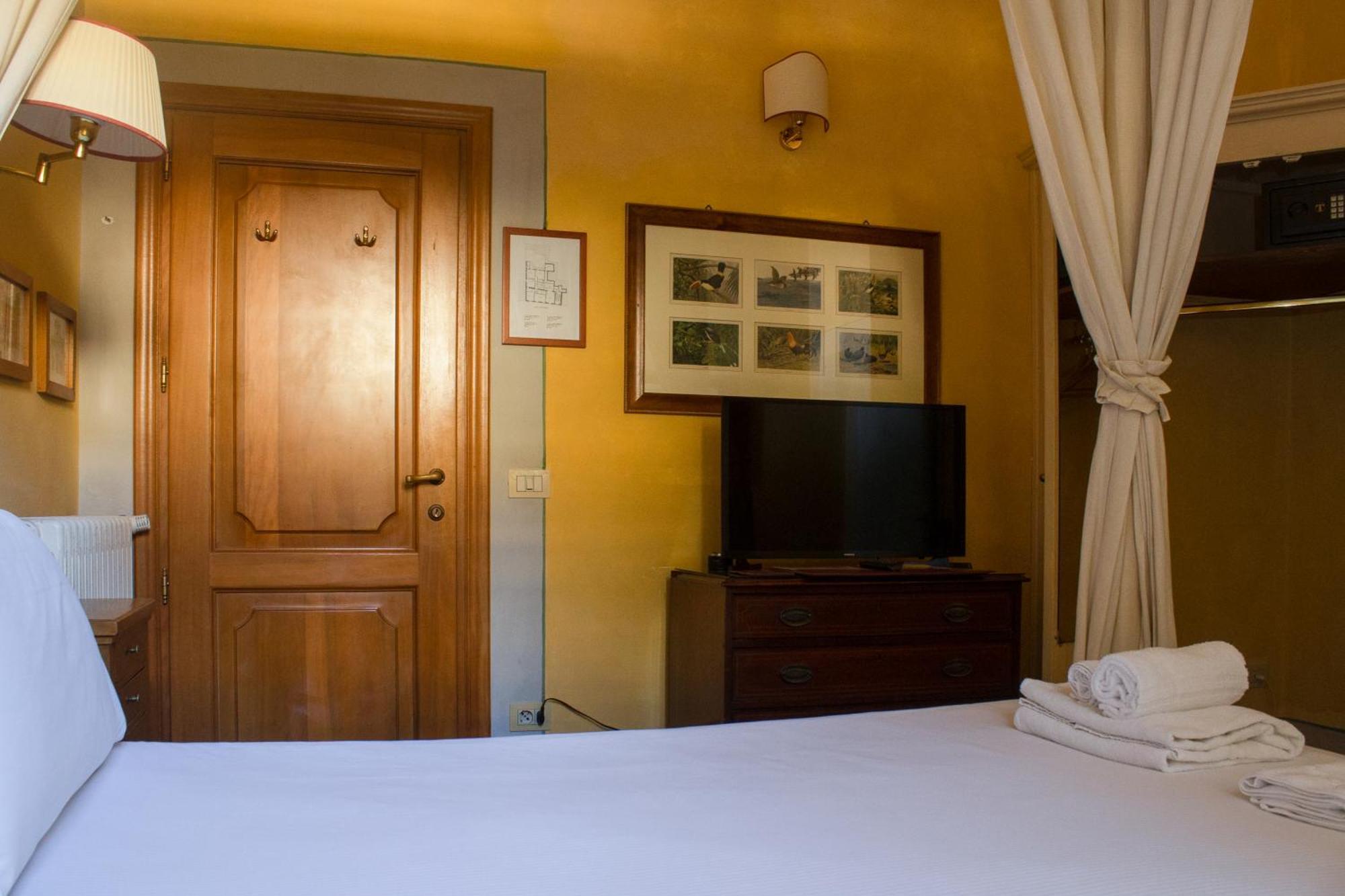 Bed and Breakfast Antica Dimora Firenze Екстер'єр фото