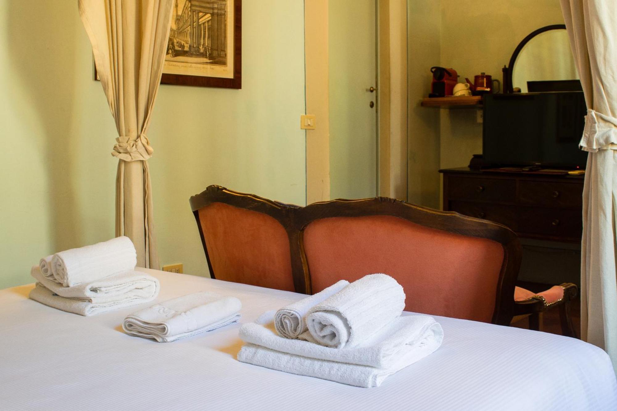 Bed and Breakfast Antica Dimora Firenze Екстер'єр фото