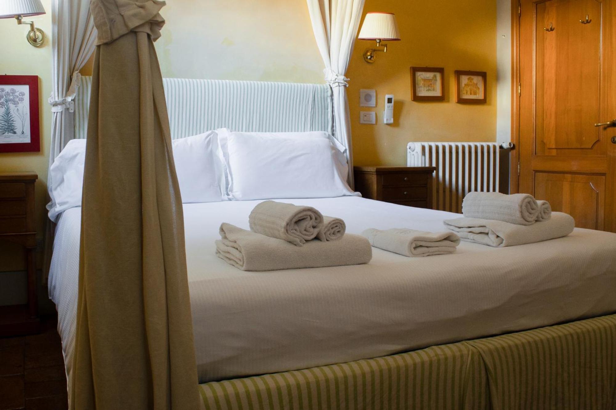 Bed and Breakfast Antica Dimora Firenze Екстер'єр фото