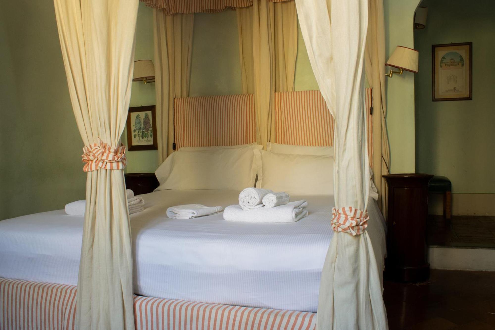 Bed and Breakfast Antica Dimora Firenze Екстер'єр фото