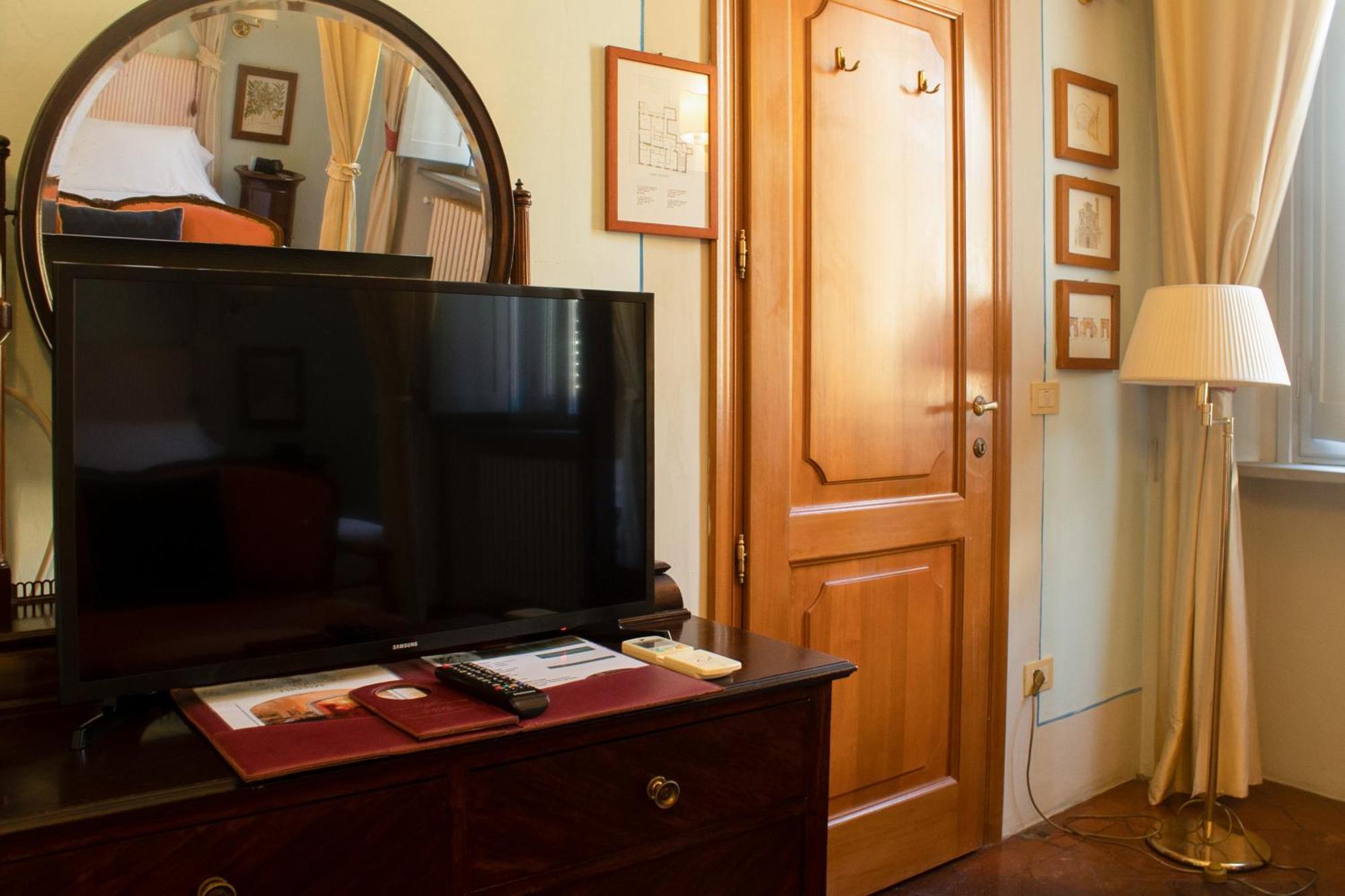 Bed and Breakfast Antica Dimora Firenze Екстер'єр фото