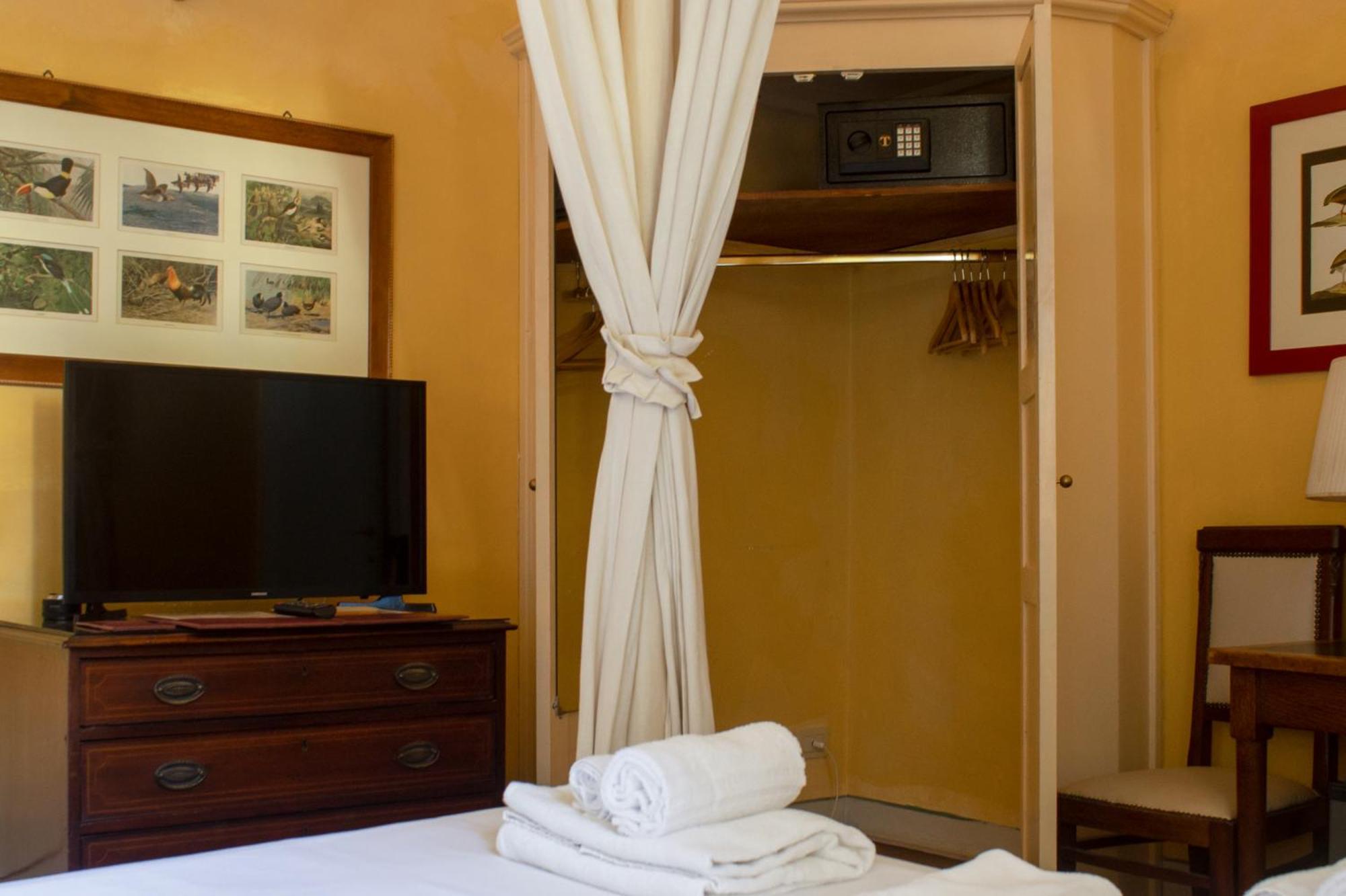 Bed and Breakfast Antica Dimora Firenze Екстер'єр фото